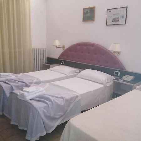 Villa Dei Romanzi Tortoreto Εξωτερικό φωτογραφία
